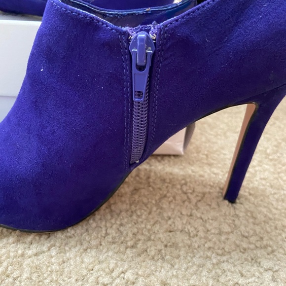 Fashion Heels - Picture 4 of 4